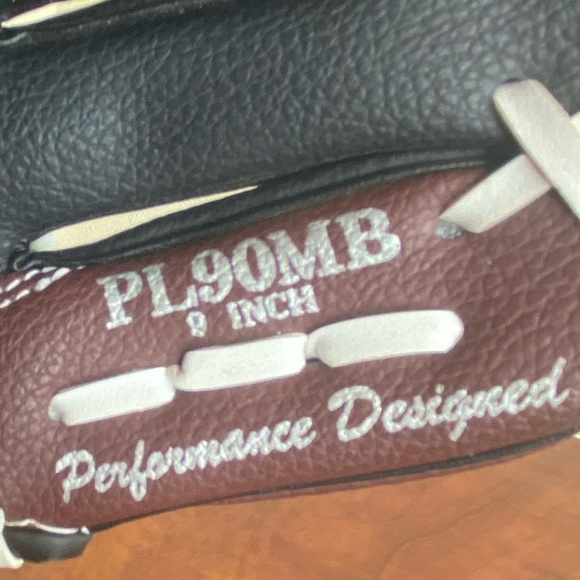 Rawlings Player Series PL90MB 9 in. Youth Baseball/Tee-ball Glove - Picture 3 of 12